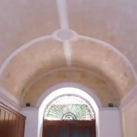 アパート Mezzanino Con Patio E Archi A Vela